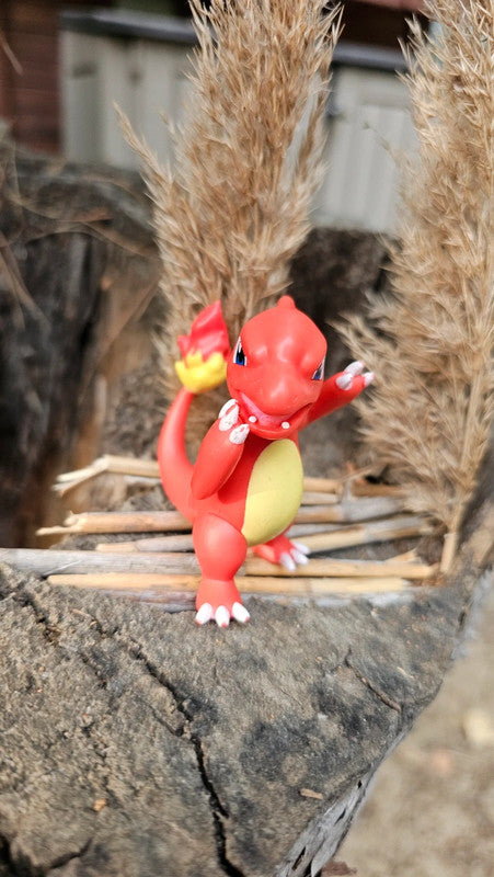 Super figurine Pokemon Nintendo reptincel