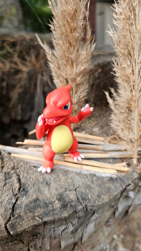 Super figurine Pokemon Nintendo reptincel