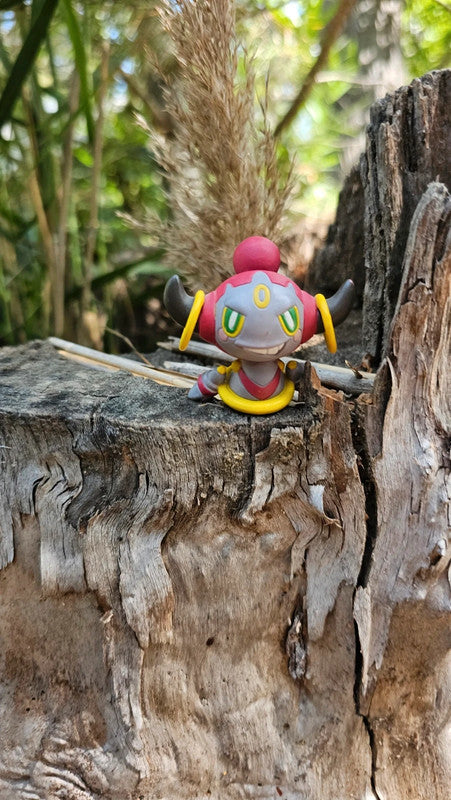 Super figurine Pokemon Nintendo tomy hoopa