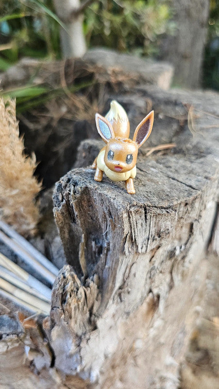 Super figurine Pokemon Nintendo Évoli brillant