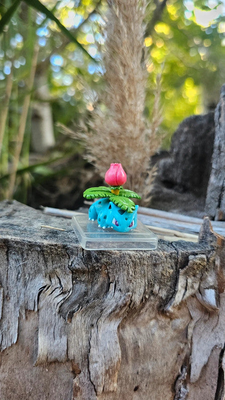 Super petite figurine Pokemon Nintendo herbizare