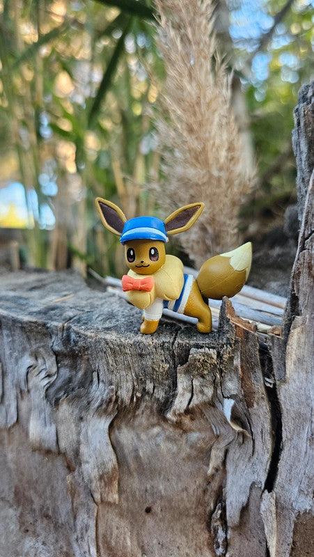 Super figurine Pokemon Nintendo tomy Évoli