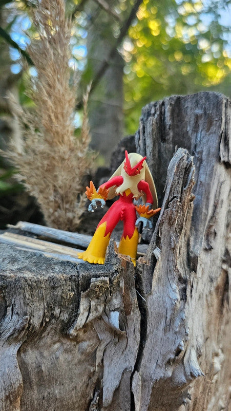 Super figurine Pokemon Nintendo tomy Brasegali