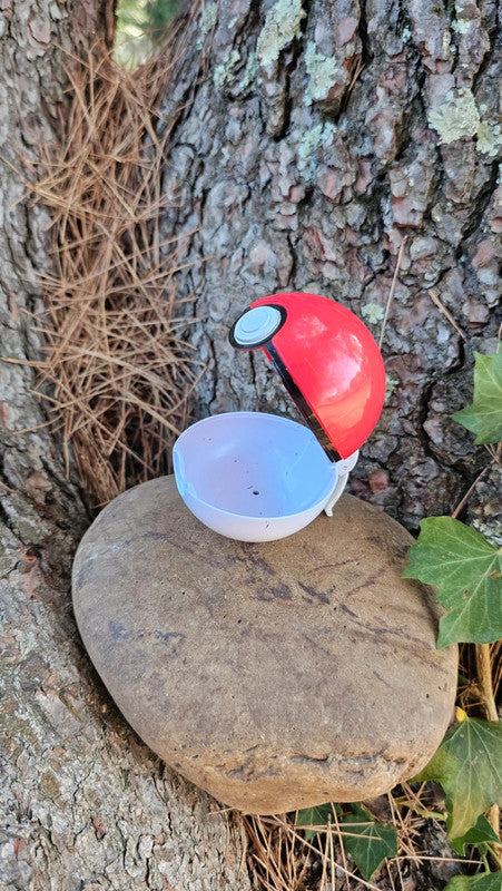 Super pokeball pour figurine Pokemon Nintendo