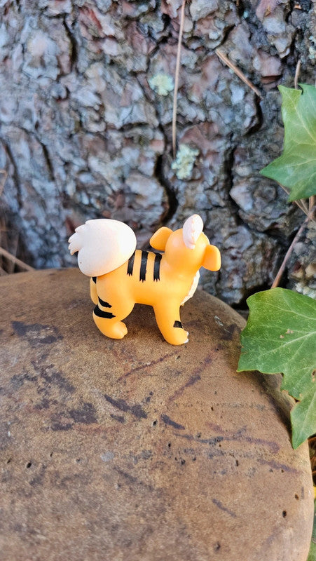 Super figurine Pokemon Nintendo Caninos