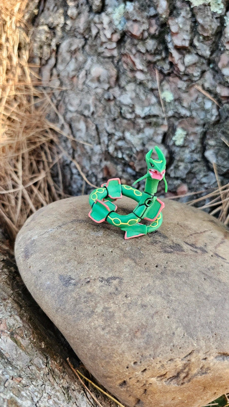 Super figurine Pokemon Nintendo rayquaza