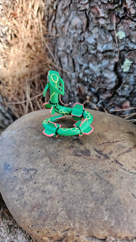 Super figurine Pokemon Nintendo rayquaza