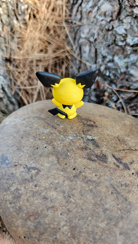 Super figurine Pokemon Nintendo tomy pitchu