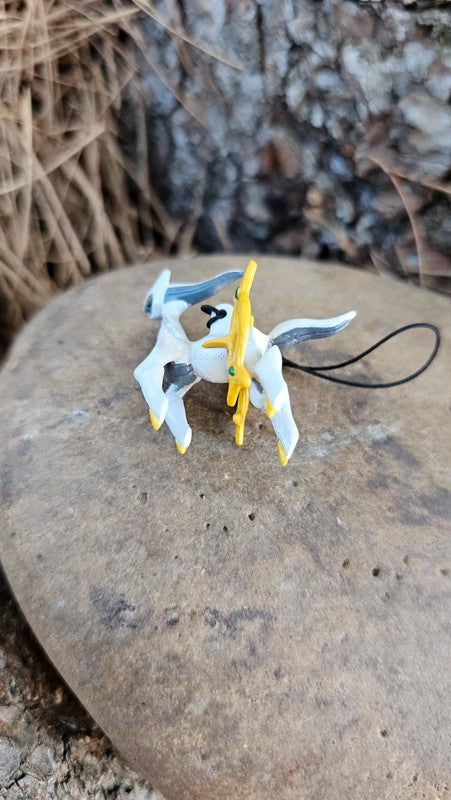 Super petite figurine Pokemon Nintendo porte cle Arceus