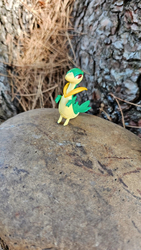 Super figurine Pokemon Nintendo tomy lianaja