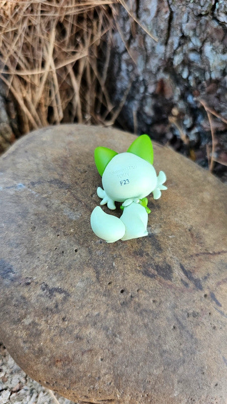 Super figurine Pokemon Nintendo tomy Poussacha