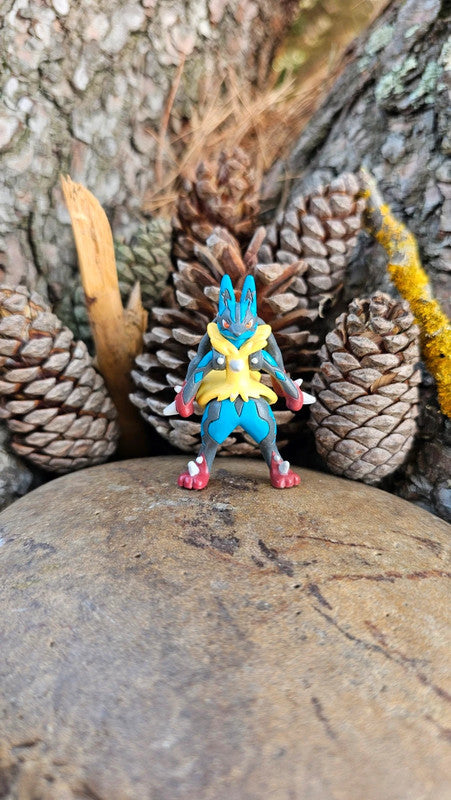 Super figurine Pokemon Nintendo tomy mega-lucario