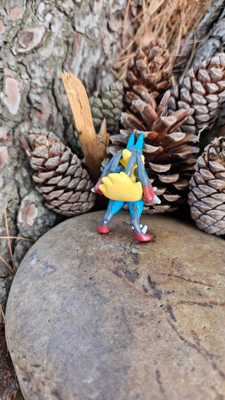 Super figurine Pokemon Nintendo tomy mega-lucario