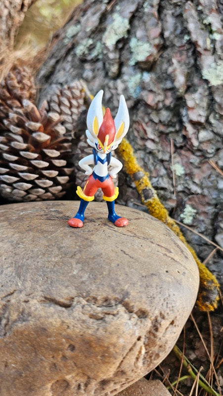 Super figurine Pokemon Nintendo Pyrobut