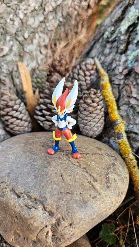 Super figurine Pokemon Nintendo Pyrobut