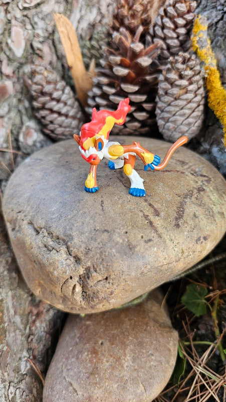 Super figurine Pokemon Nintendo tomy Simiabraz