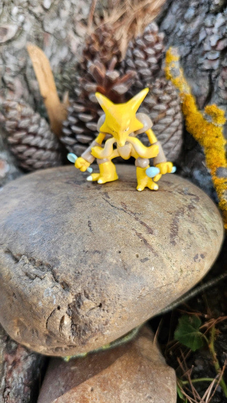 Super figurine Pokemon Nintendo tomy C.G.T.S.J alakazam