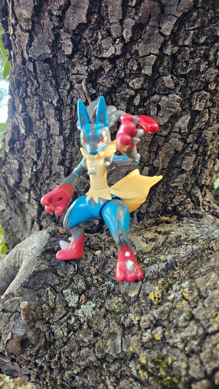 Super figurine Pokemon Nintendo lucario
