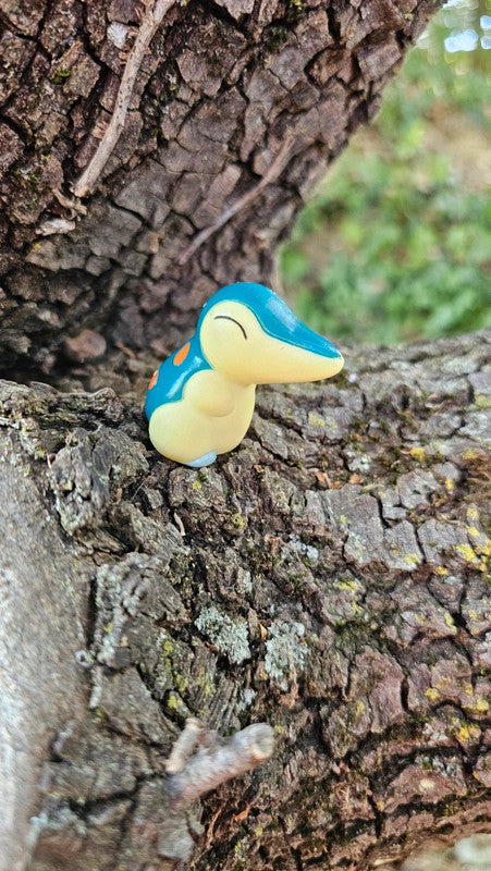 Super figurine Pokemon Nintendo finger puppet hericendre