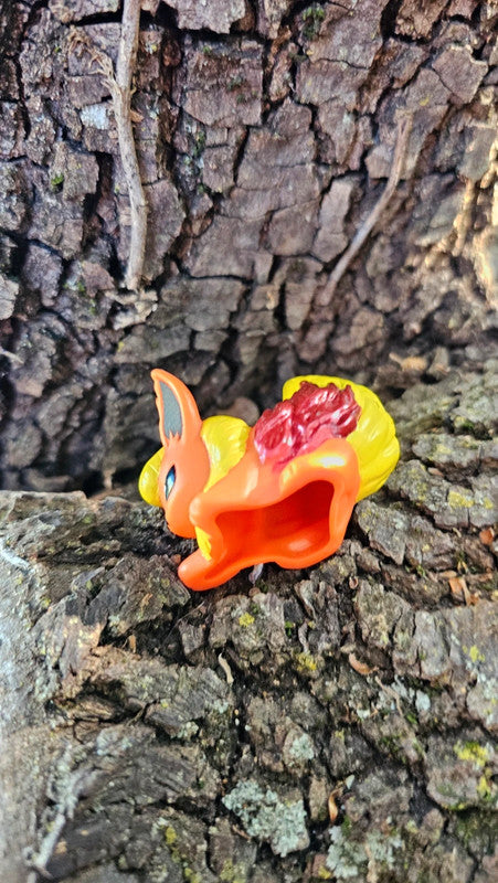 Super figurine Pokemon Nintendo finger puppet pyroli