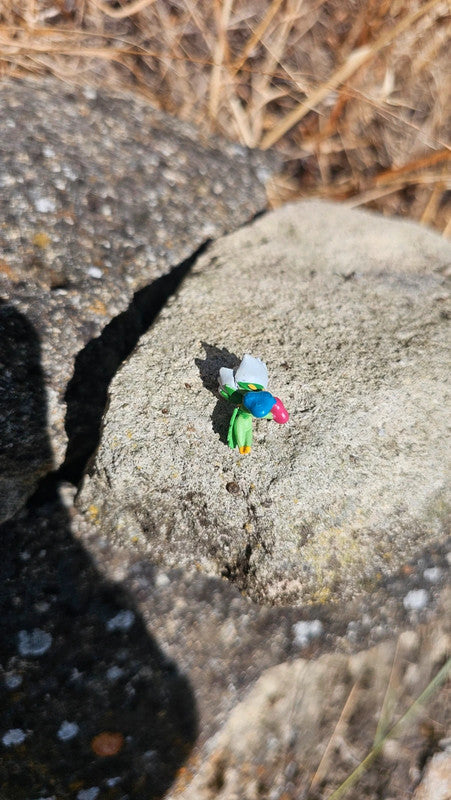 Super petite figurine Pokemon Nintendo roserade