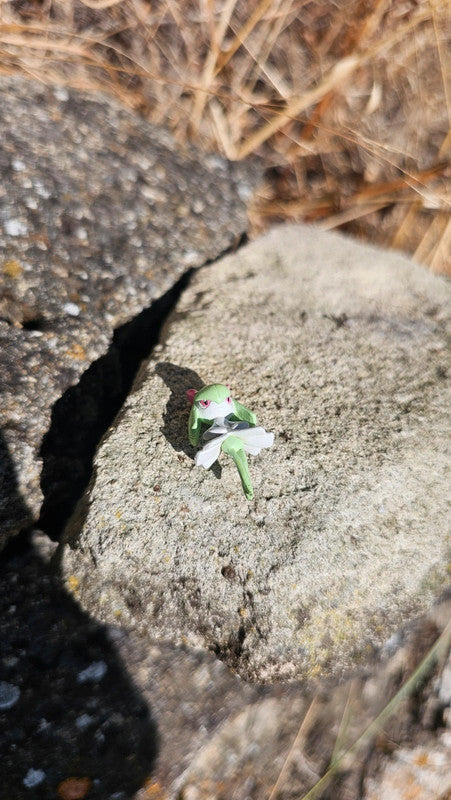 Super petite figurine Pokemon Nintendo kirlia