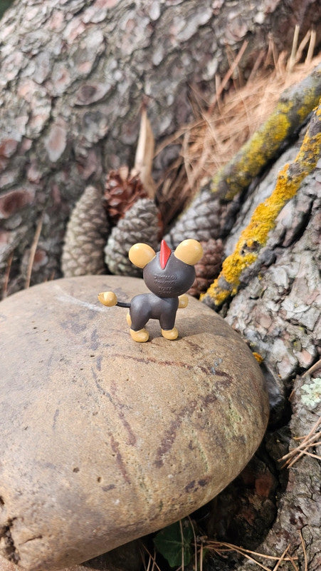 Super figurine Pokemon Nintendo helionceau