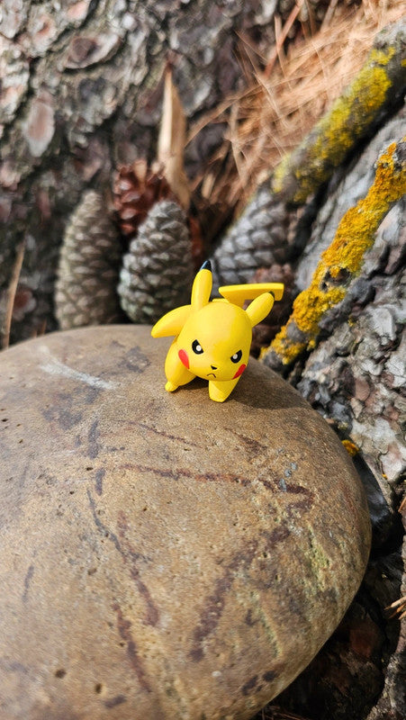Super figurine Pokemon Nintendo tomy pikachu