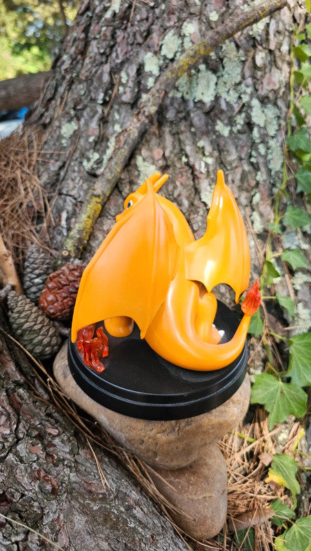 Super magnifique figurine Pokemon Nintendo Dracaufeu