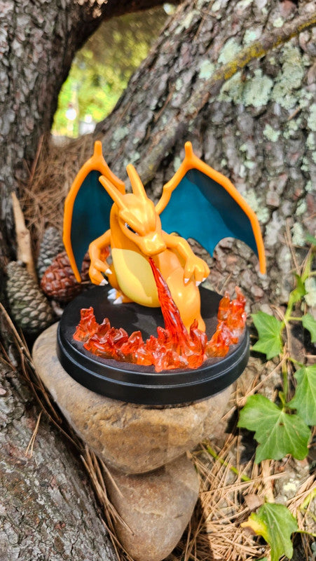 Super magnifique figurine Pokemon Nintendo Dracaufeu