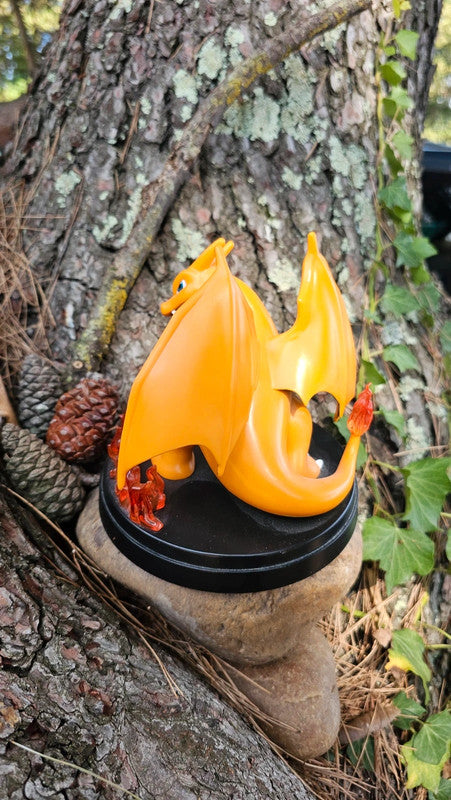 Super magnifique figurine Pokemon Nintendo Dracaufeu