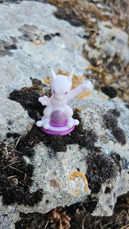 Super figurine Pokemon Nintendo finger puppet Mewtwo