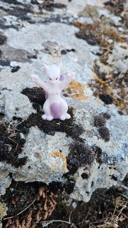 Super figurine Pokemon Nintendo finger puppet Mewtwo
