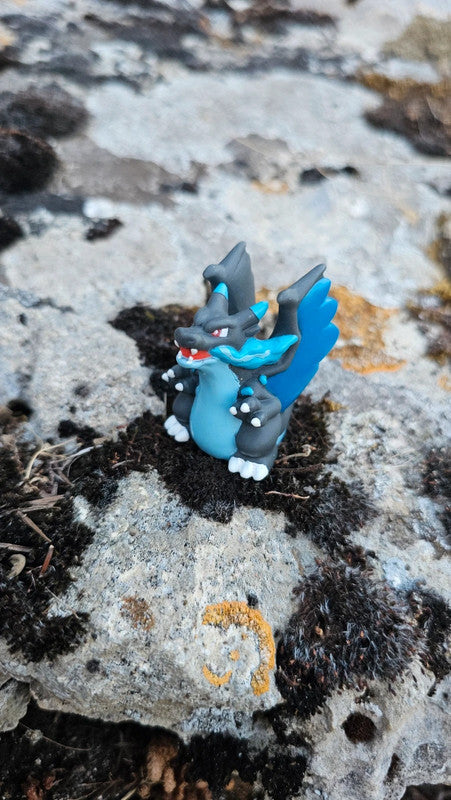 Super figurine Pokemon Nintendo finger puppet Mega-Dracaufeu