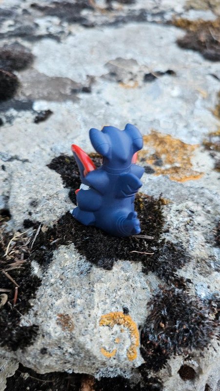 Super figurine Pokemon Nintendo finger puppet mega-carchacrok