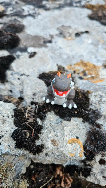 Super figurine Pokemon Nintendo finger puppet ptyranidur