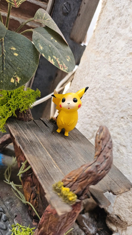Super figurine Pokemon Nintendo tomy pikachu