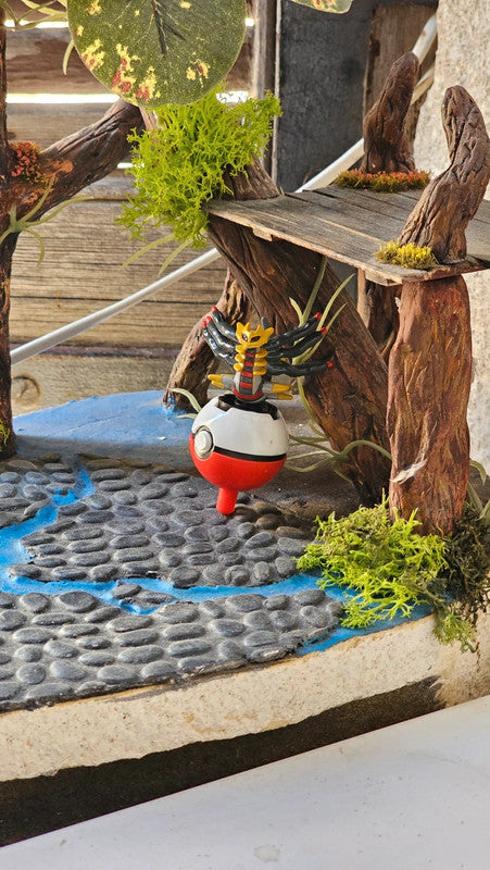 Super figurine Pokemon Nintendo porte clé Giratina