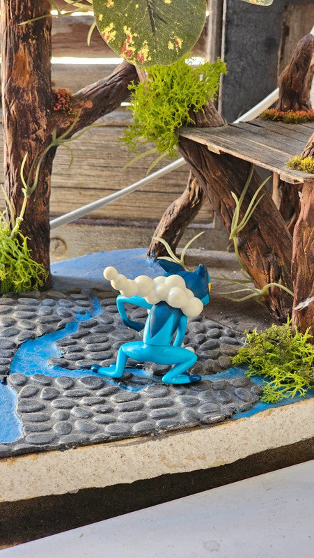 Super figurine Pokemon Nintendo Croaporal