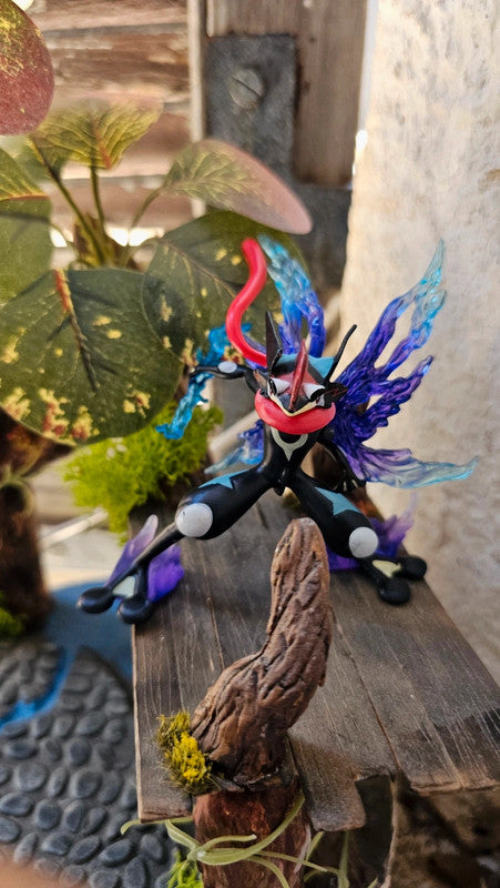 Super figurine Pokemon Amphinobi