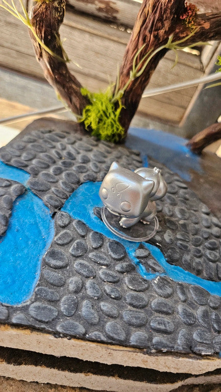 Super figurine Pokemon Nintendo mini pop Bulbizarre argentée