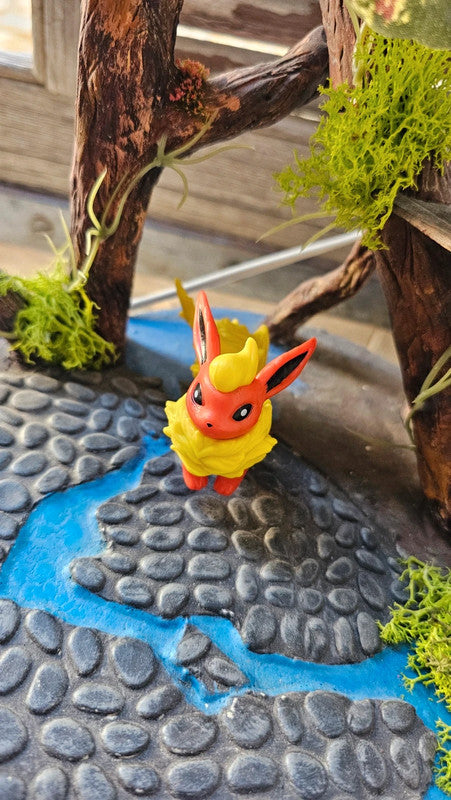 Super figurine Pokemon pyroli