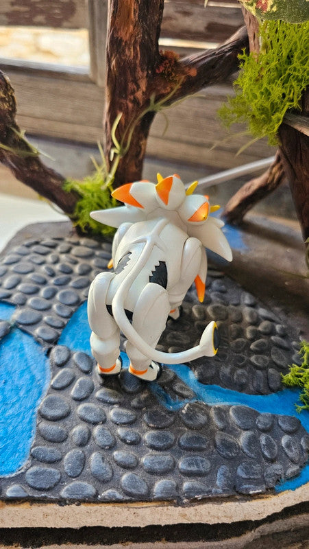 Super figurine Pokemon Nintendo tomy solgaleo