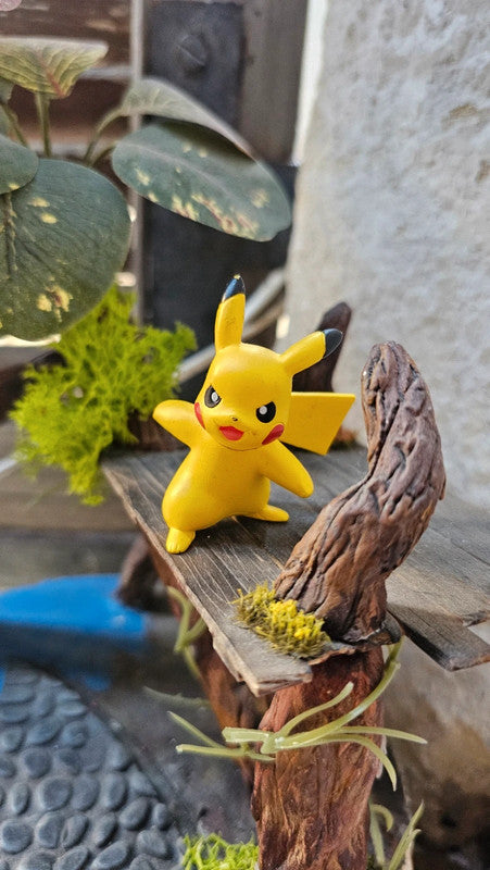 Super figurine Pokemon Nintendo tomy pikachu