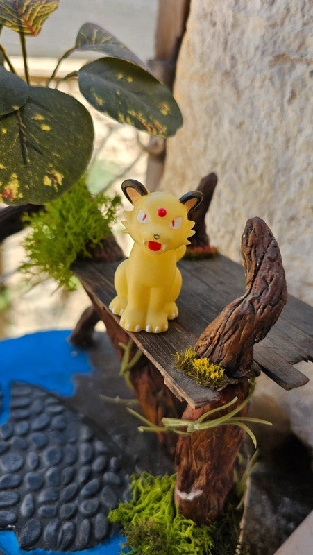 Super figurine Pokemon Nintendo finger puppet persian