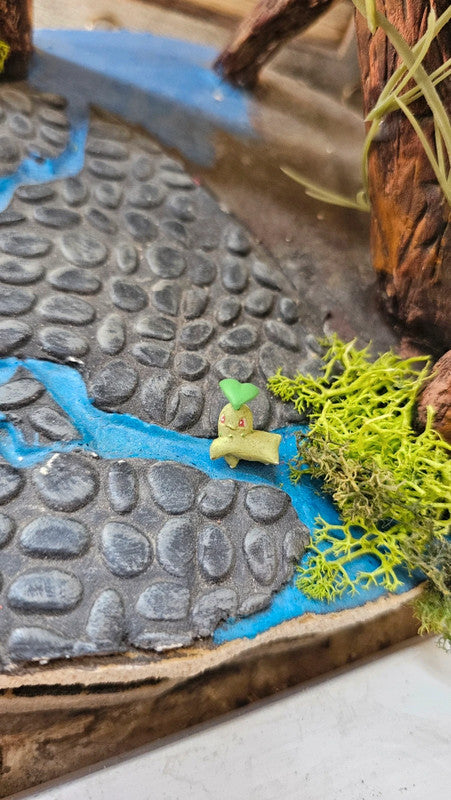 Super petite mini figurine Pokemon Nintendo Germignon