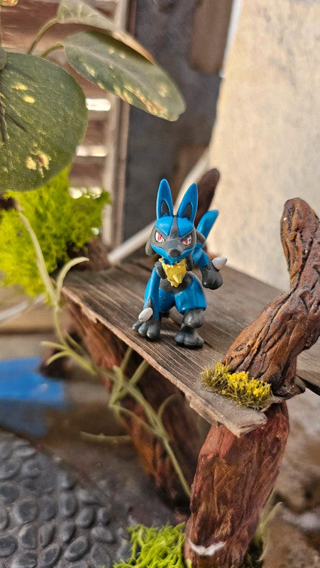 Super figurine Pokemon lucario