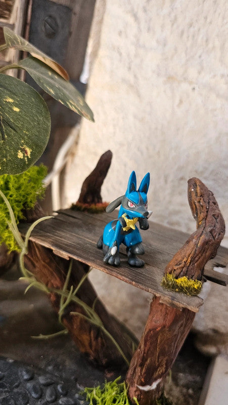 Super figurine Pokemon lucario