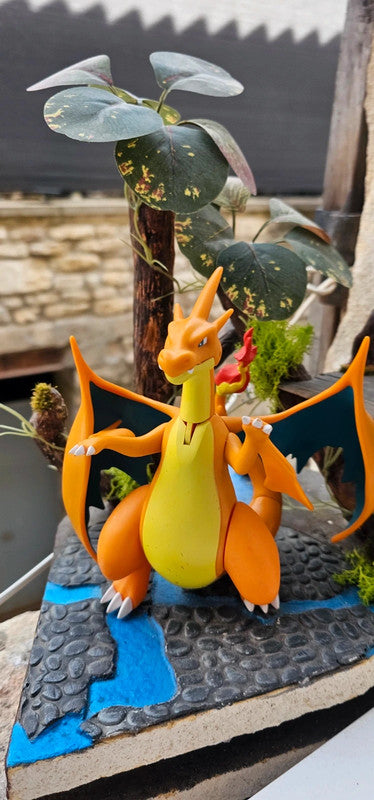 Super grande figurine Pokemon Nintendo tomy Mega-Dracaufeu