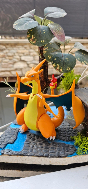 Super grande figurine Pokemon Nintendo tomy Mega-Dracaufeu